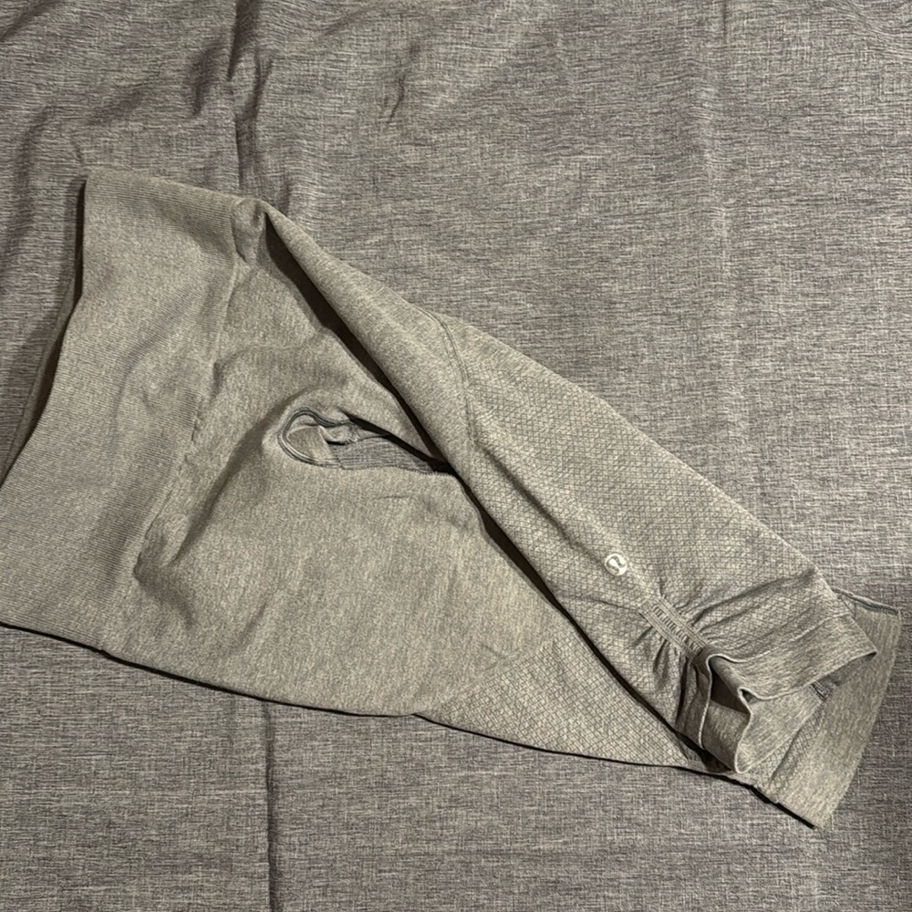 Lululemon crop